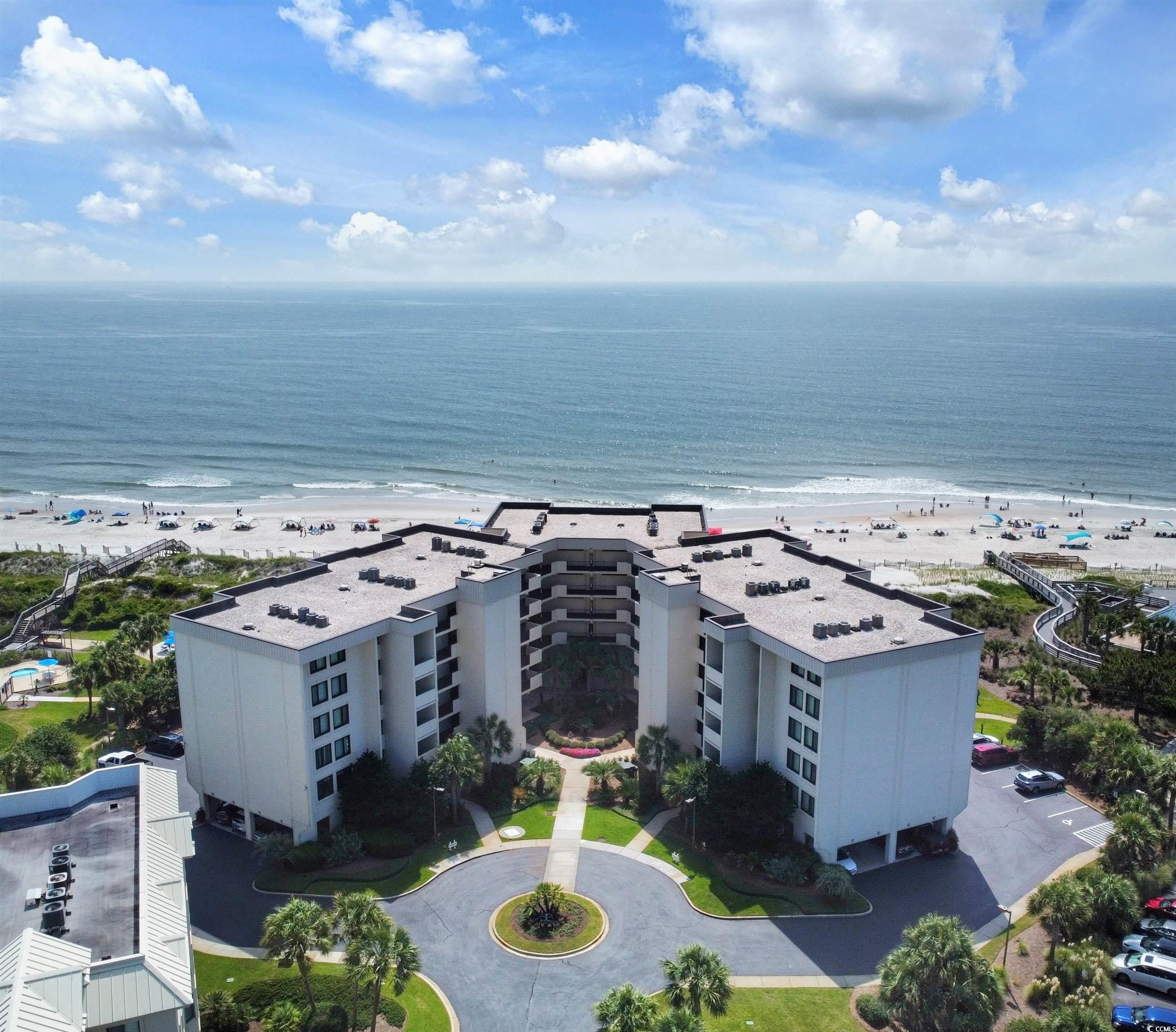 looking for your piece of beach paradise? look no further with this 4 week, oceanfront interval in sandpiper run. sandpiper run b3c interval 6 is a 3 bedroom/ 2 bath overlooking the pool complex and the picturesque atlantic ocean. the covered balcony, living room and master bedroom each allow you to take in the tranquil ocean views. this beautifully decorated condominium comes fully equipped and furnished.  the spacious master bedroom offers a king size bed and walk-in closet. large outdoor pool, hot tub, and grilling area within steps of the beach. tennis courts, walking paths, fishing and more for litchfield by the sea owners and guests. surrounded by amazing restaurants, golf courses, brookgreen gardens and more. less than 10 miles to the marshwalk in murrells inlet and less than a 70 mile drive to charleston.