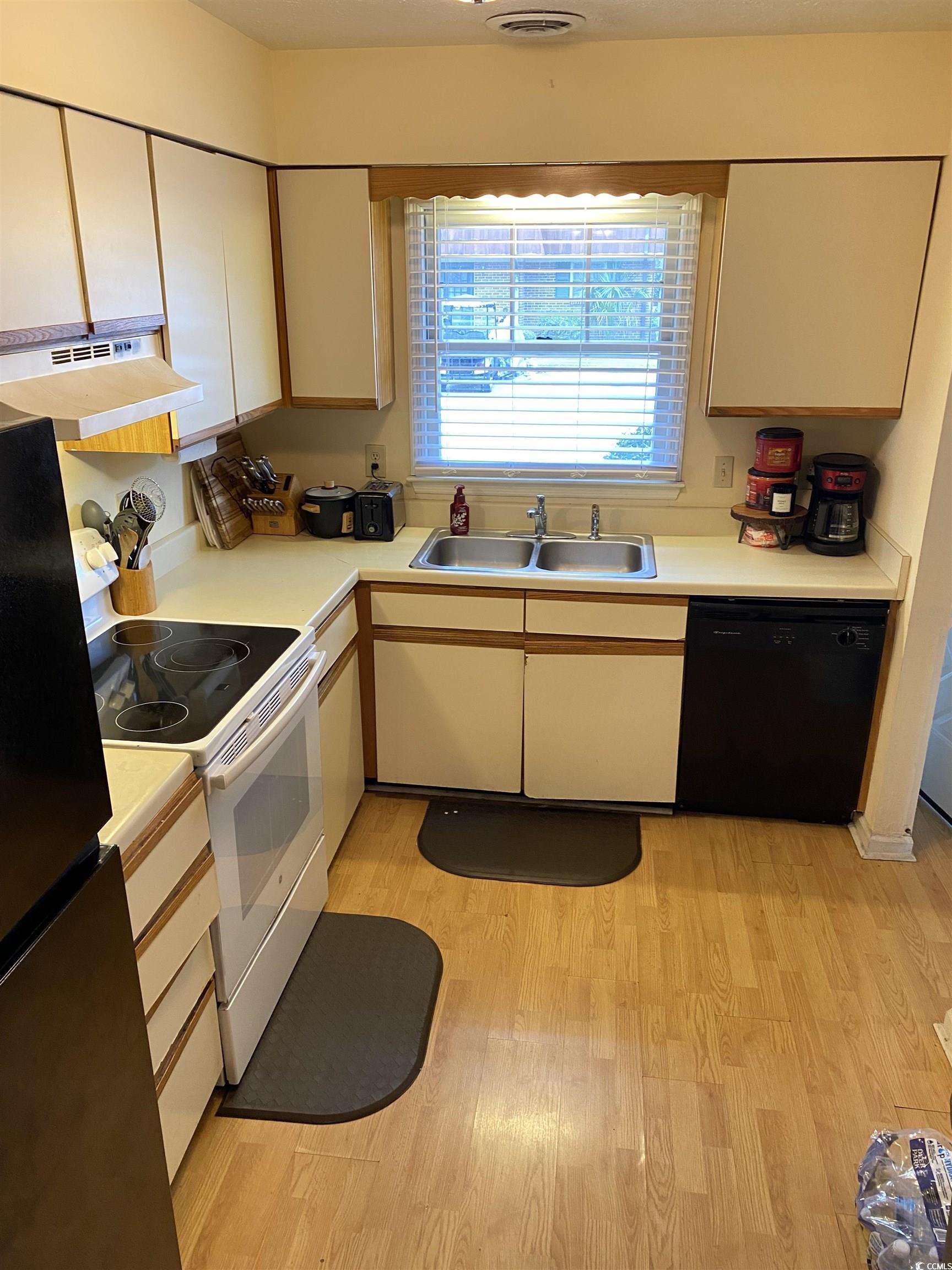Photo 5 of Condominium at 1025 Carolina Rd #AA-1, Conway, SC 29526 | MLS# 2407236 |  | Sold on 2024-05-30