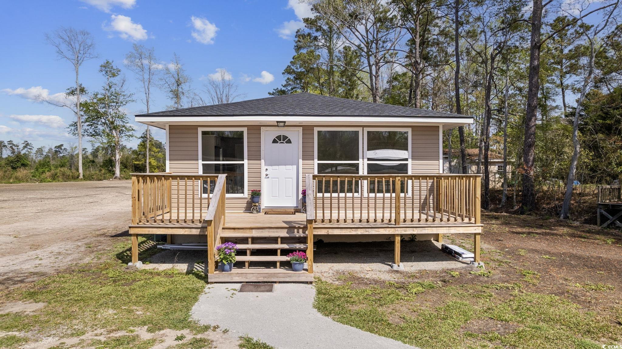 2964 Victor Rd. Longs, SC 29568