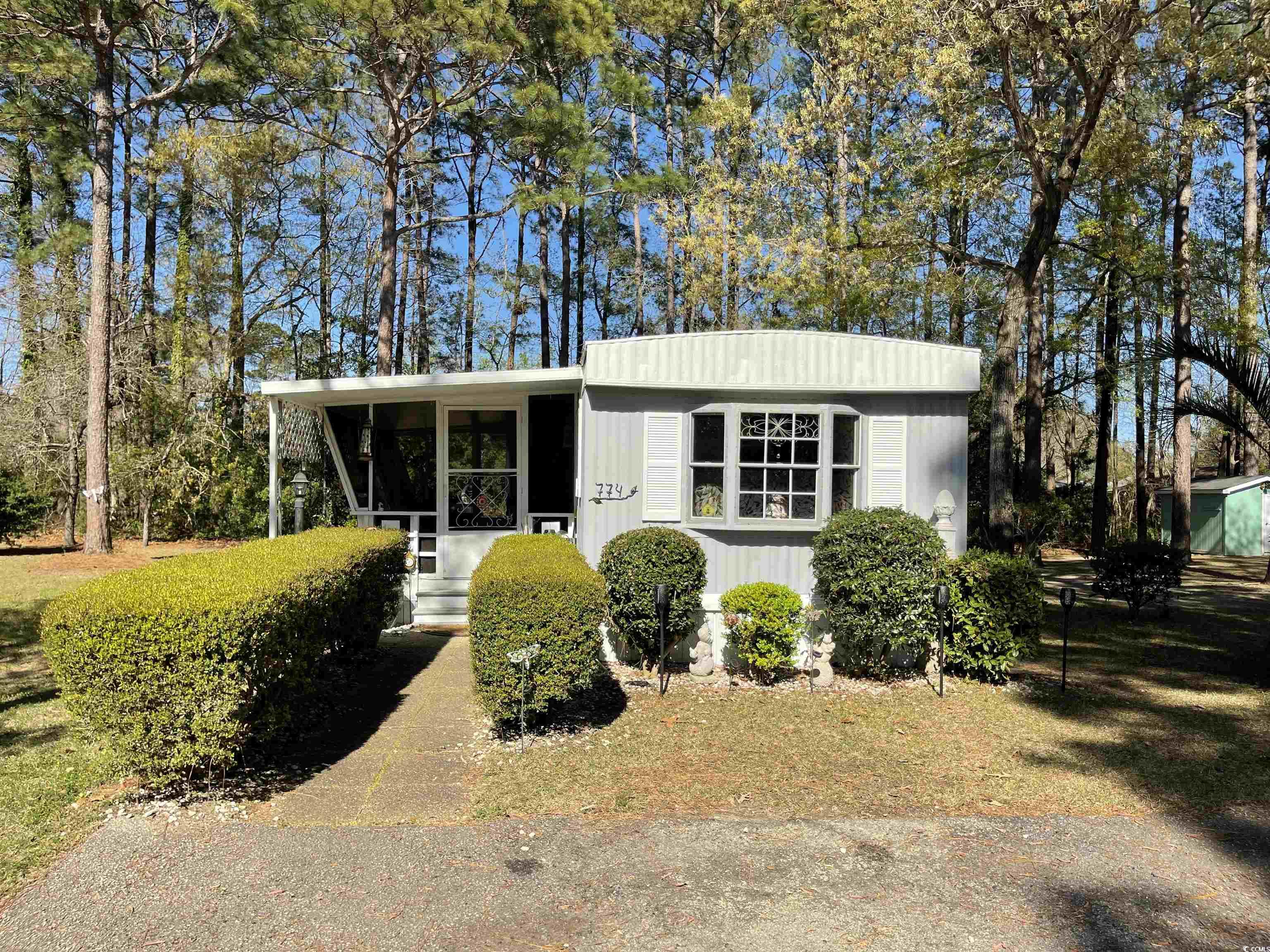 check out this cute, well-maintained, freshly painted two bedroom one bath home located in the beautiful ocean pines community! this unique home bumps out to 16ft wide the last 22 ft, for a bigger 2nd bedroom, bathroom, and nice size master bedroom (plenty of room for a king size bed) with a walk in closet. the home boasts a beautiful 8 x 16 screened in porch to relax and enjoy the beautiful summer evenings, a  small 6 x 8 open air side porch, the home sits on a big lot with plenty of room between you and your neighbors. ocean pines is an active over 55 community! enjoy the friendliness of the neighbors and all the community has to offer, two community pools, two clubhouses, activities scheduled throughout the year! this location is perfect, golf cart, ride to the beach, close to shopping, supermarkets, restaurants, golf, garden city pier, brooke green gardens, murrells, inlet, marsh, walk! this one is a beauty stop in and see !