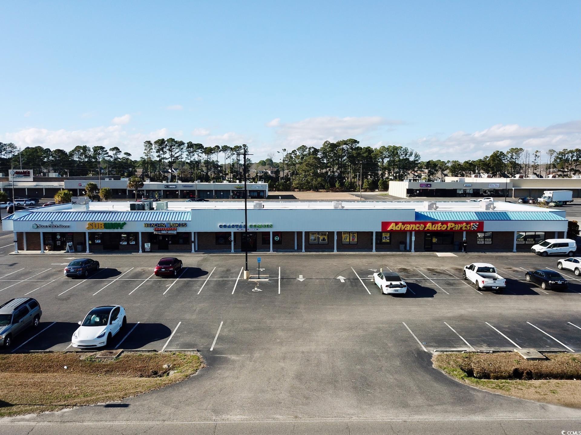 for lease:  1,723 sf in-line retail space  in outparcel strip center at deerfield plaza, a shopping center anchored by old time pottery, ollie's bargain outlet, harbor freight tools & advance auto located in the surfside beach submarket (not in city limits of surfside beach; under horry county jurisdiction) just south of hwy 544.  strong demographics with permanent population of 81,500 within 5 miles. deerfield plaza has excellent visibility and ingress/egress from hwy 17 business and is conveniently located less than 1 mile from the atlantic ocean and oceanfront campgrounds.  adt is 31,000 (scdot 2022).