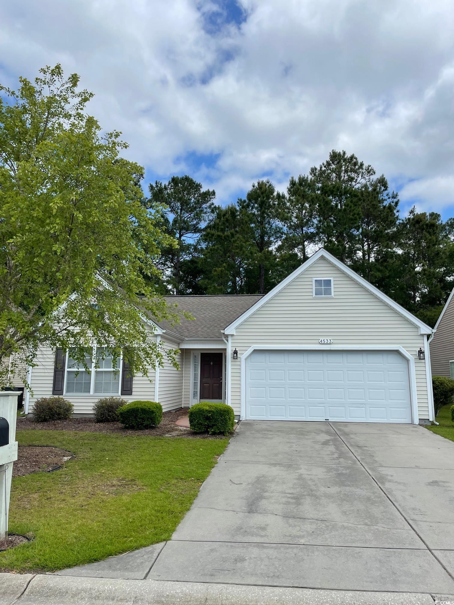 4533 Farm Lake Dr. Myrtle Beach, SC 29579