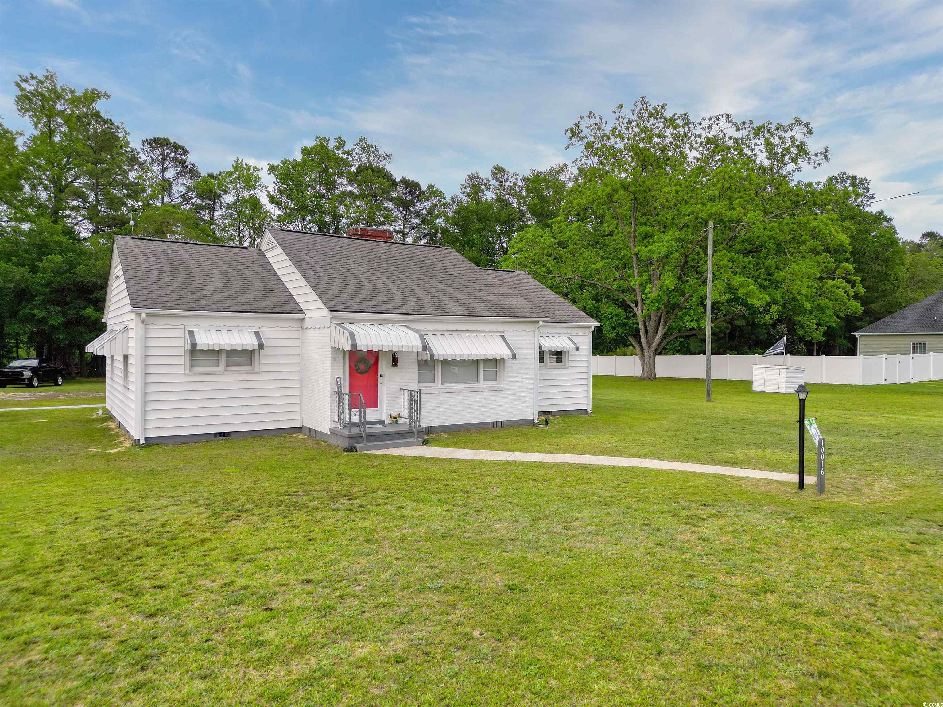 10016 W Highway 19 Loris, SC 29569