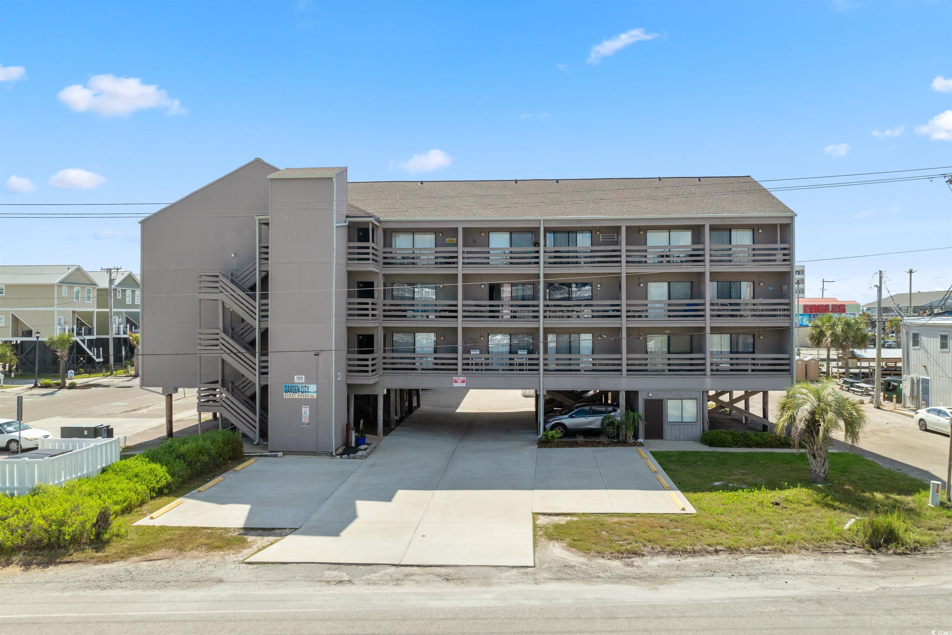 120 N Dogwood Dr. UNIT #306 Garden City, SC 29576