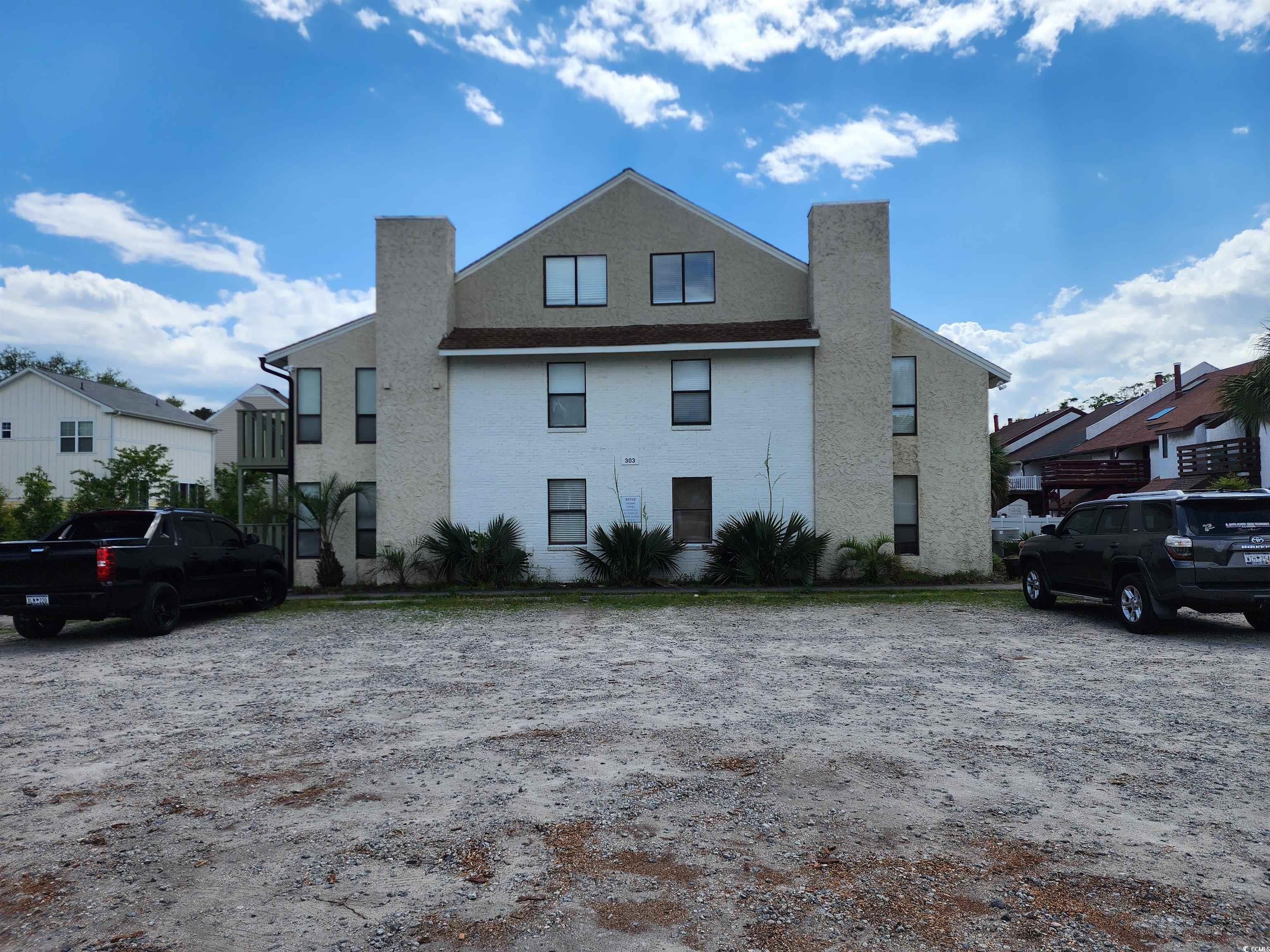 303 20th Ave. S