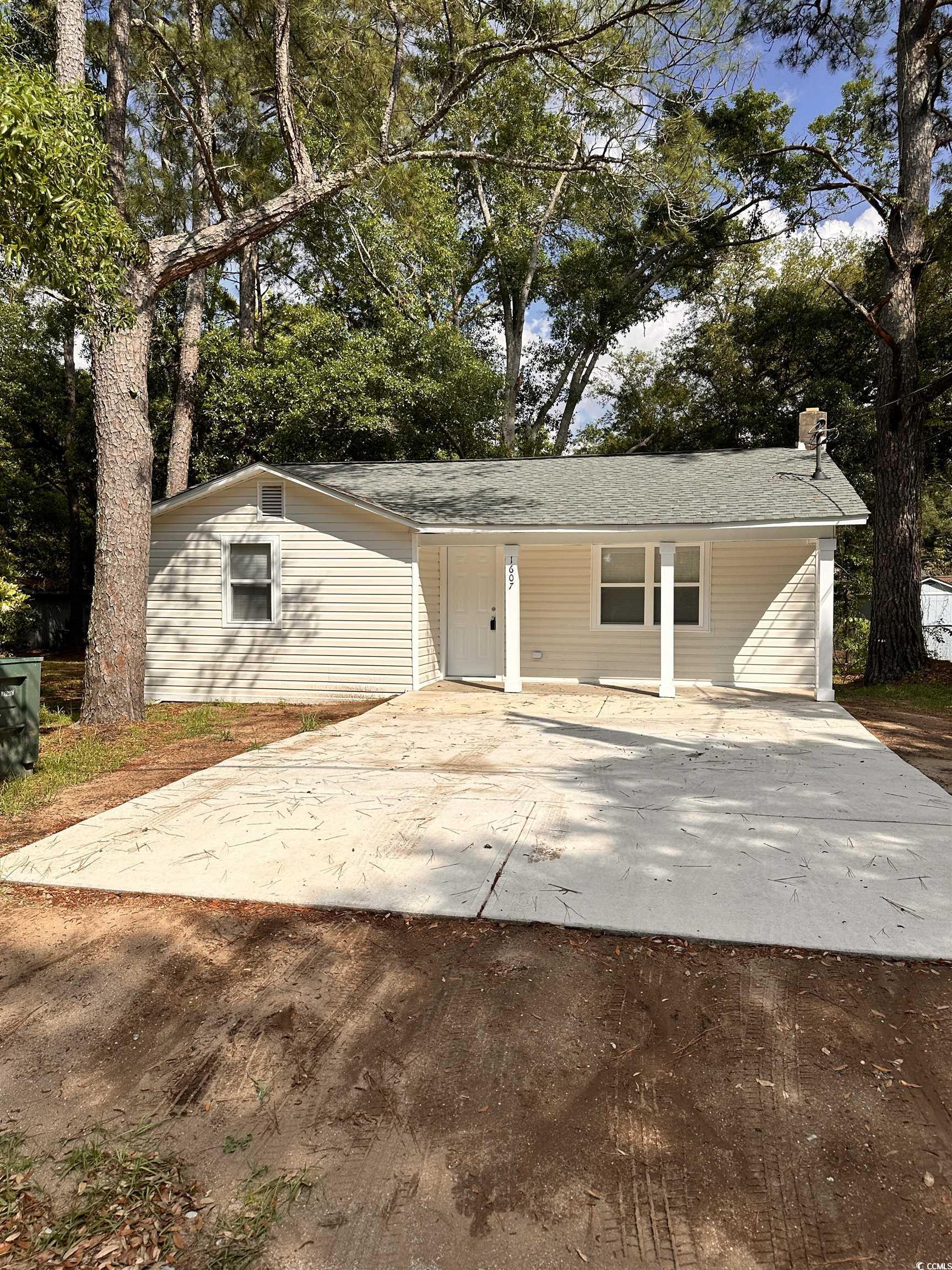 1607 Ward Circle Conway, SC 29527