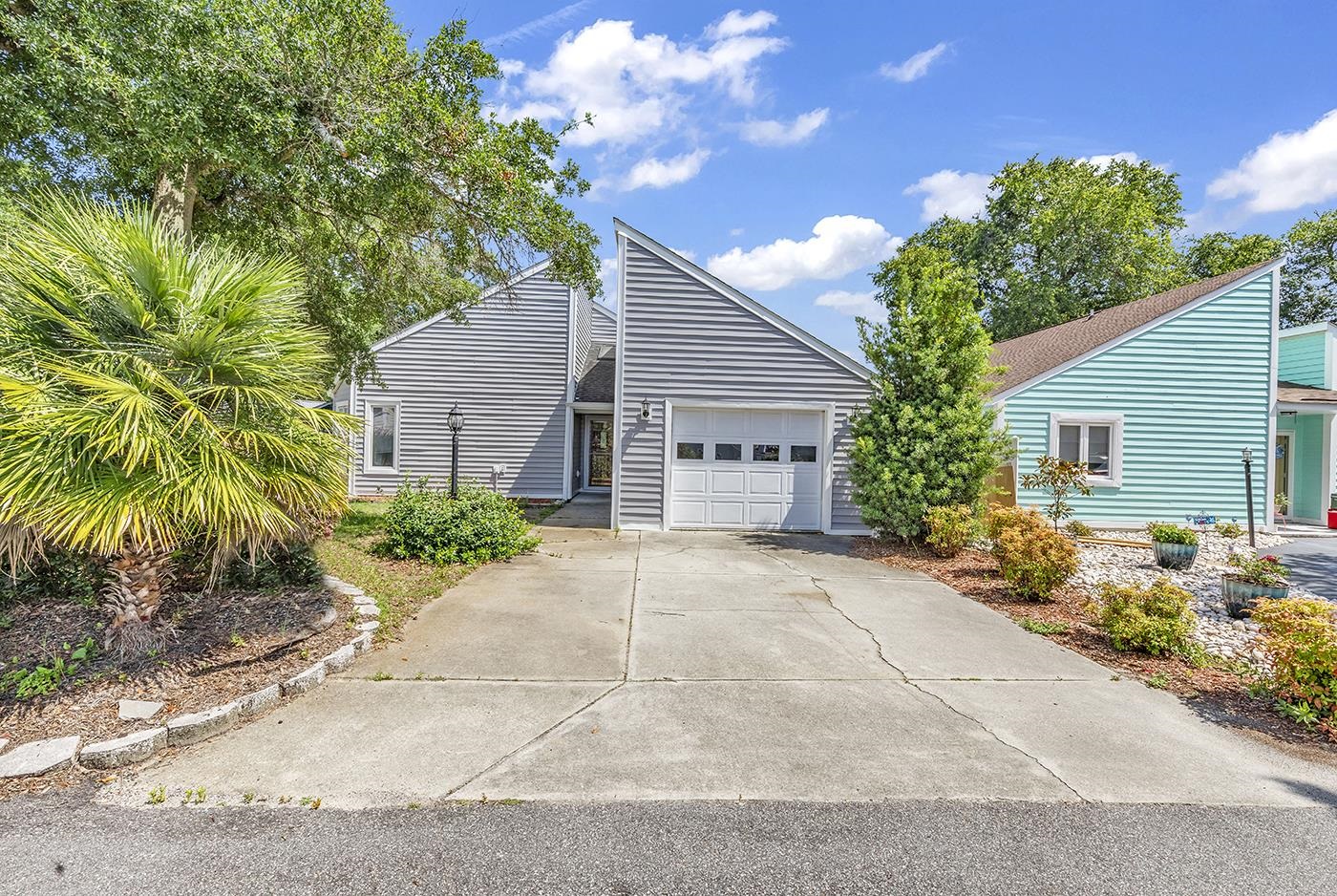 122 Live Oak Ct. North Myrtle Beach, SC 29582