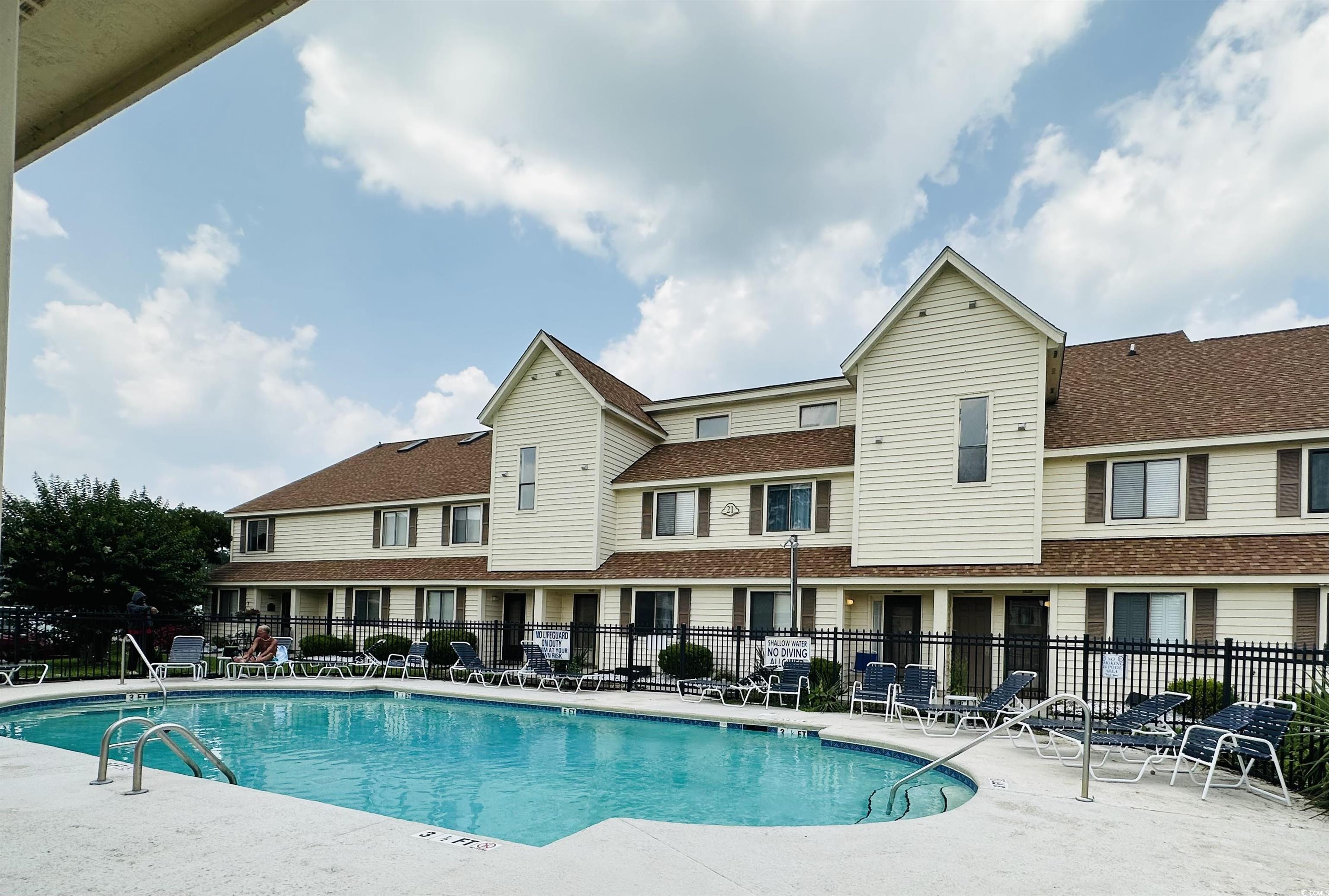 510 Fairwood Lakes Dr. UNIT 17-R Myrtle Beach, SC 29588