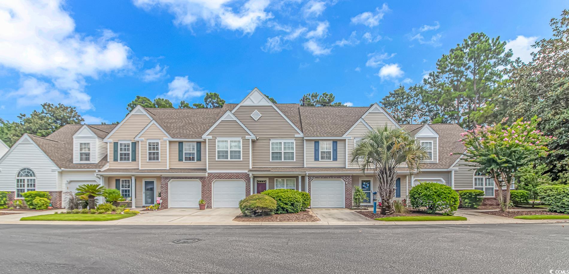 217 Pembroke Ln. Pawleys Island, SC 29585