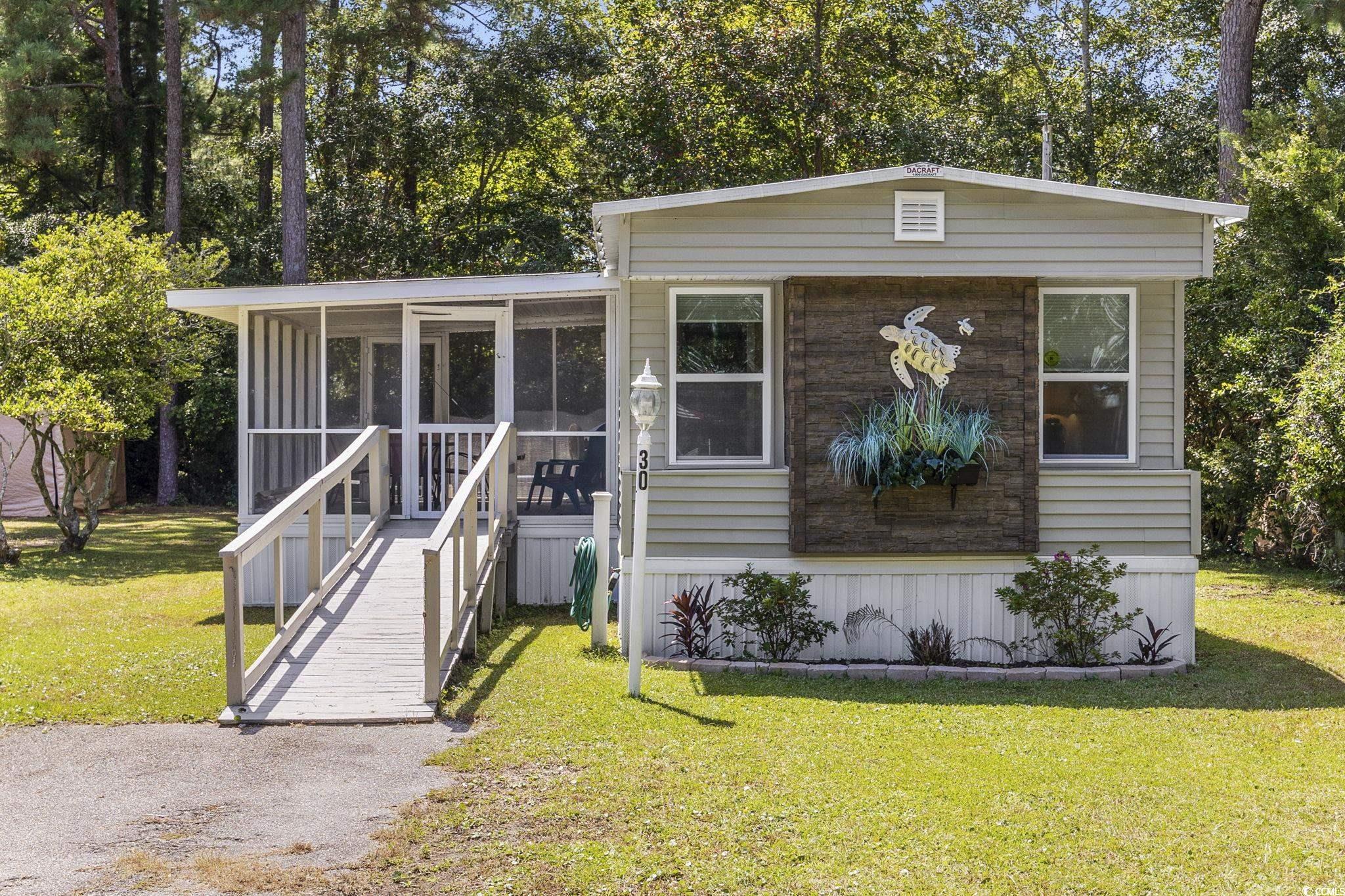 30 Spinnaker Ln. Murrells Inlet, SC 29576