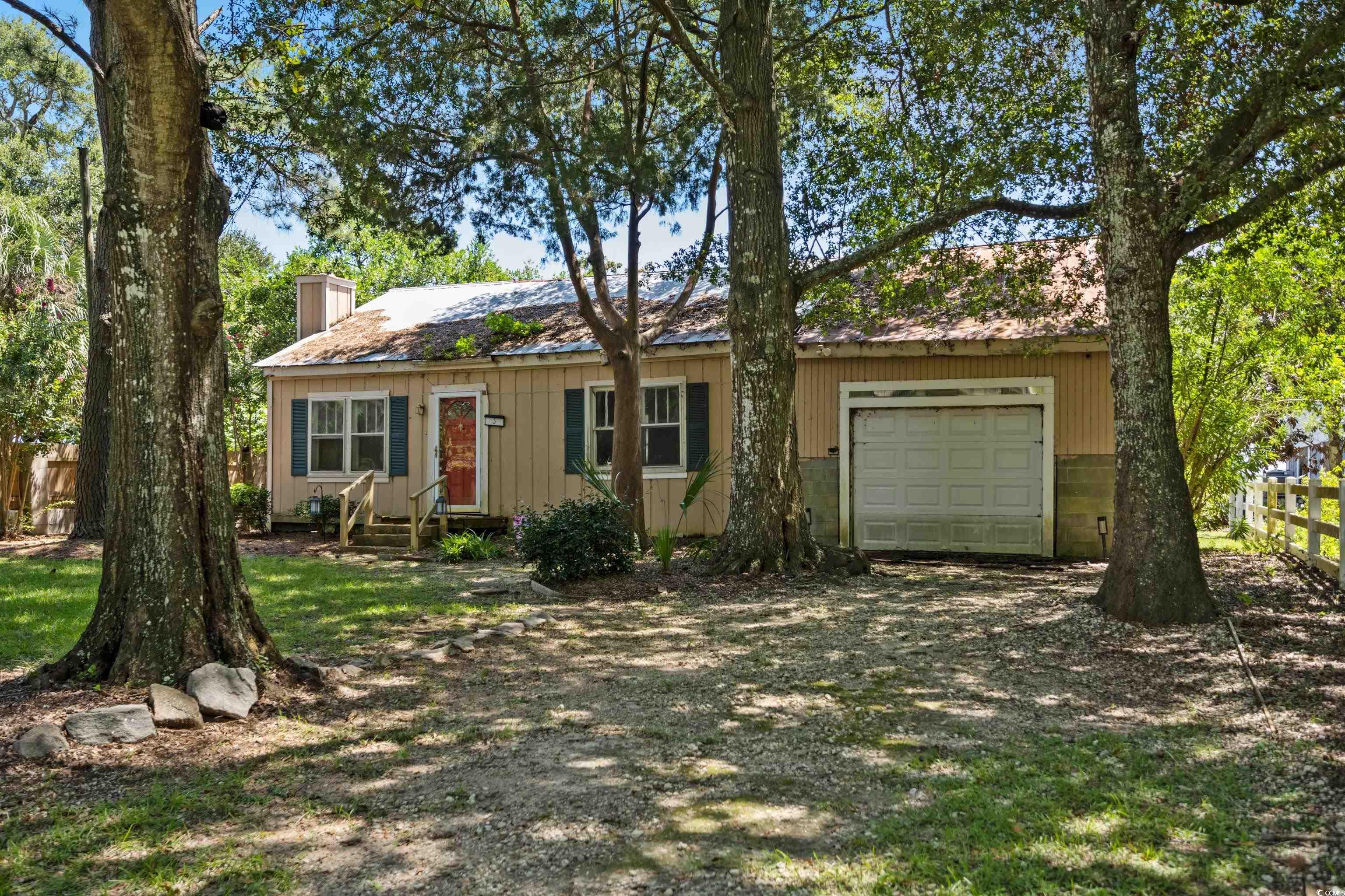 3 Fletcher Way Pawleys Island, SC 29585