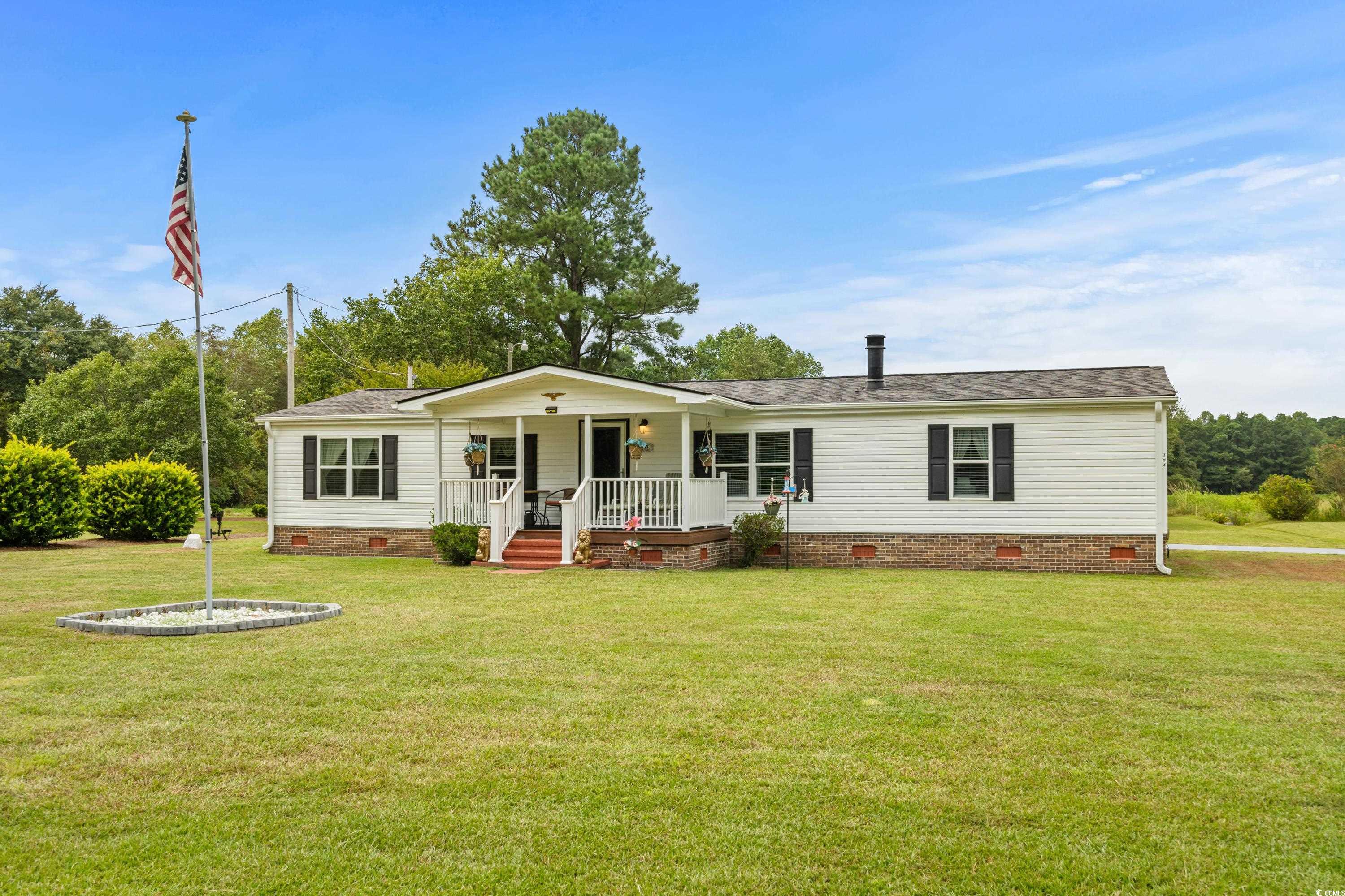 793 Apple Valley Rd. Loris, SC 29569