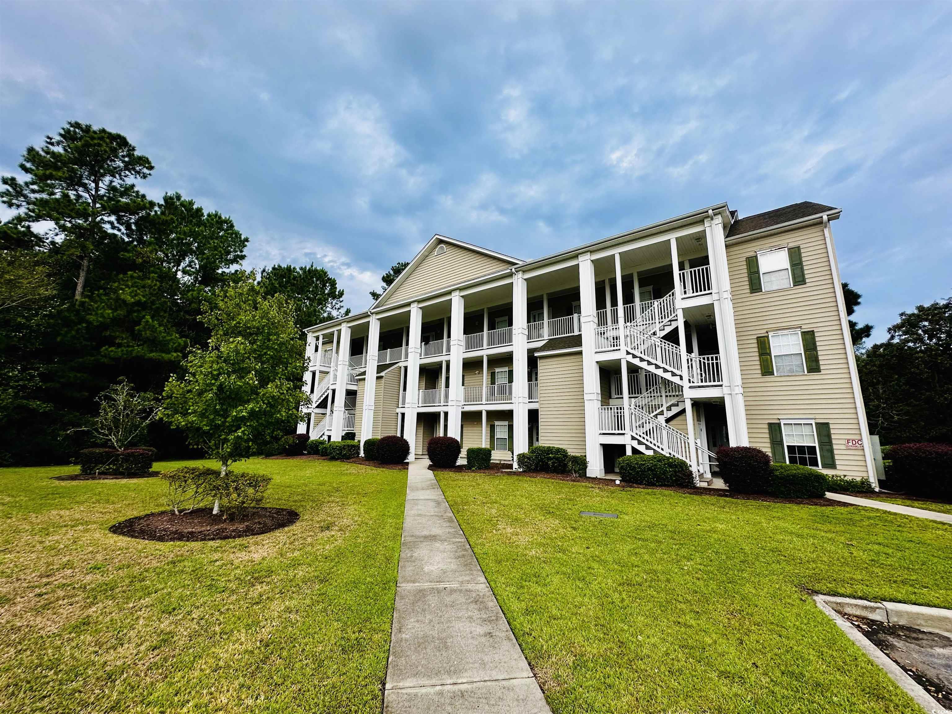 5864 Longwood Dr. UNIT #103 Murrells Inlet, SC 29576