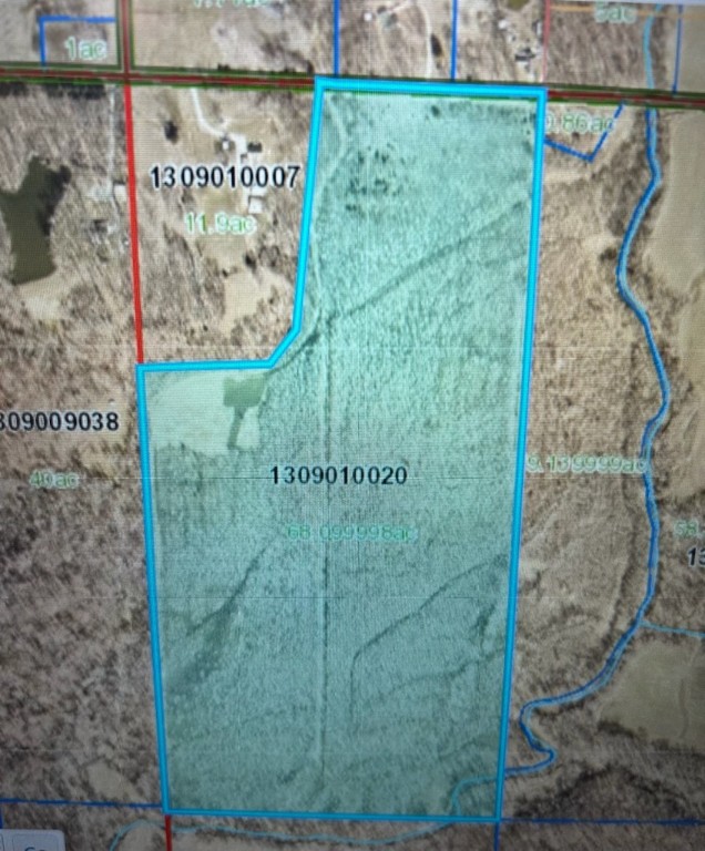 Here is 68.1 acres in Effingham County IL! This doesn't come along very often! Check out this property, all wooded, a clearing for a home, a lane leading into it. Lots of Main Road access! Land was in CRP, it expired a couple years ago. Nothing is locked in now. Deer are THICK in here! Great Hunting! Great Playing! Trail Riding! Peace and Quiet! Build a home, whatever you want to do! Now's your chance!