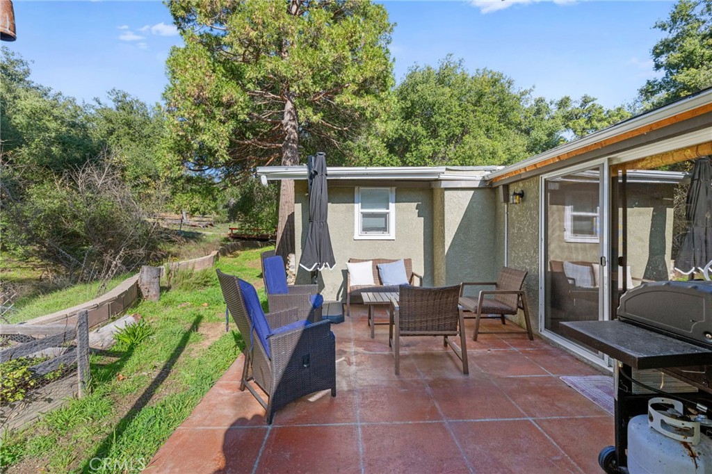Enjoy lunch on one of the three outdoor patios overlooking the creek. Large Cedar and Oak trees surrounding the home.