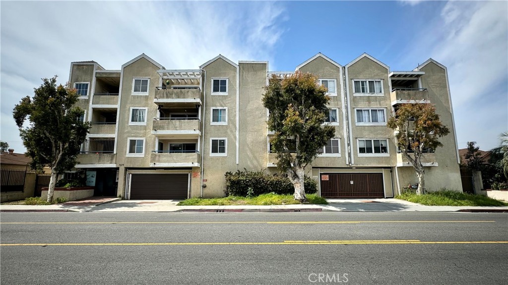 Photo of 1629 Cherry Avenue #101, Long Beach, CA 90813