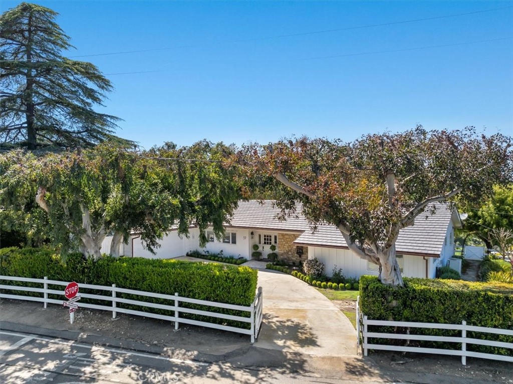Photo of 57 Eastfield Drive, Rolling Hills, CA 90274