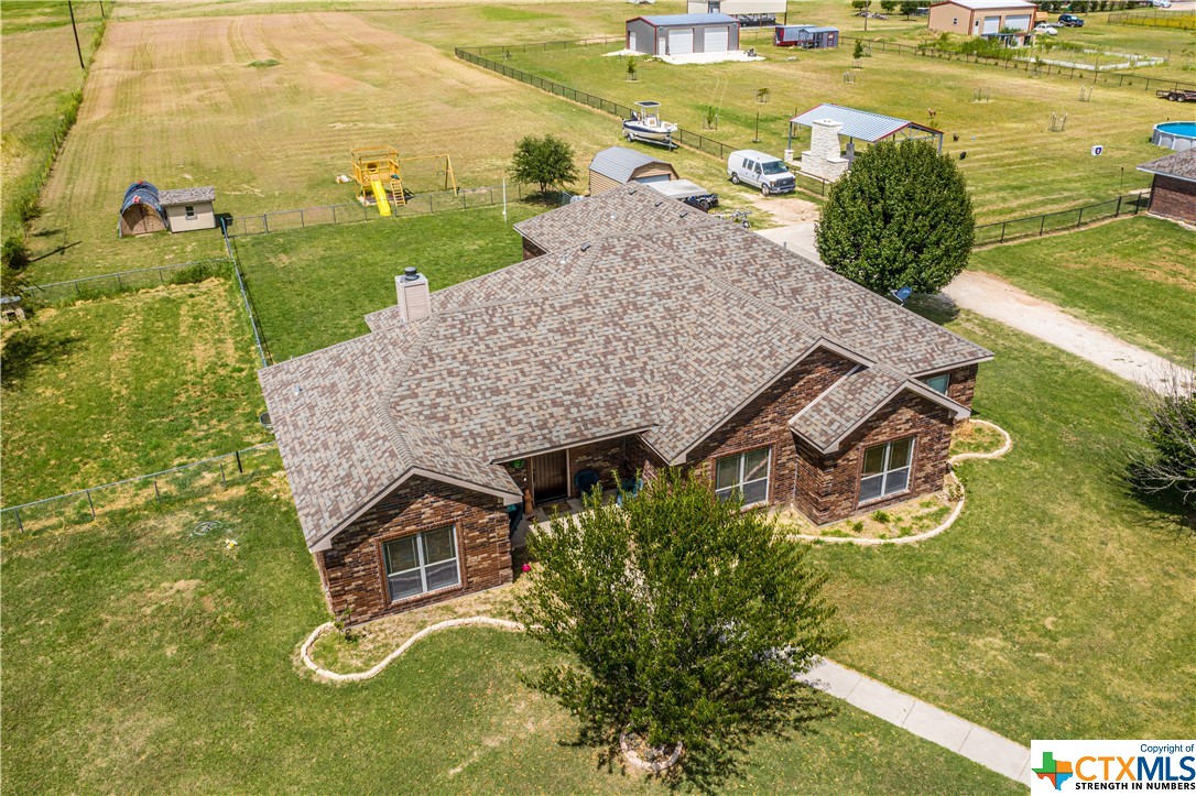 1241 Moccasin Bend Road, Gatesville, Texas image 2