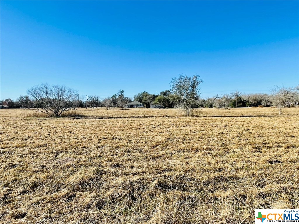 000 Berger Rd, Victoria, Texas image 6