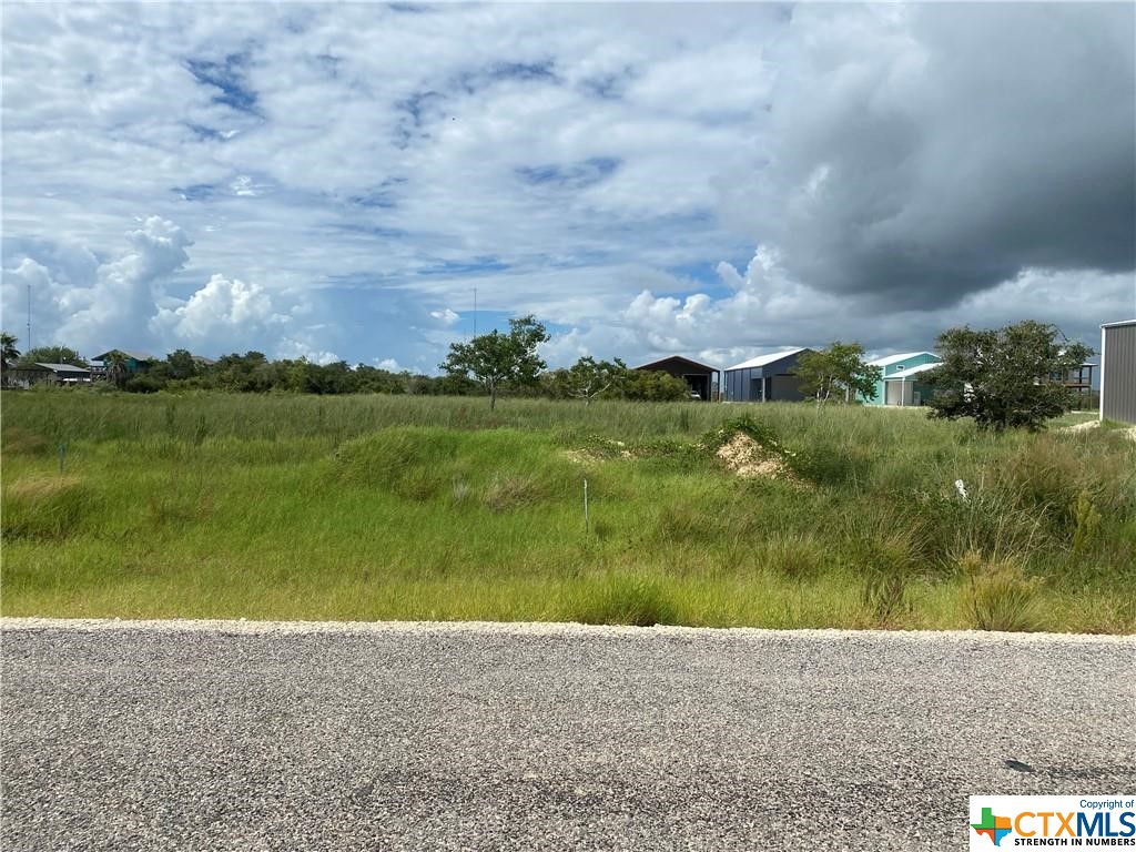 29 Carrie Street, Port O'Connor, TX 77982