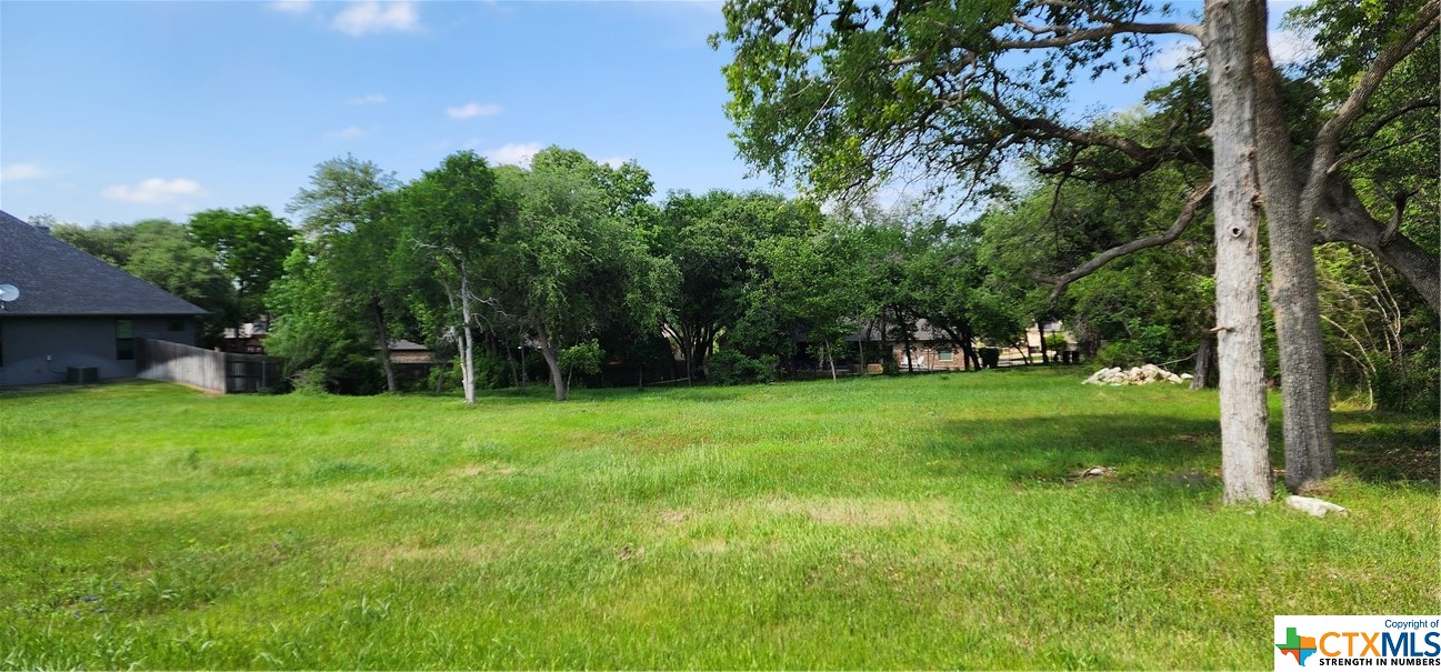 Beautiful treed Residential lot, over half an acre! Lot has already been cleared for you to build your new home. Bring your own builder. Conveniently located to Belton, Temple, and just minutes to Belton Lake. Belton ISD 
Last lot available in the subdivision!!