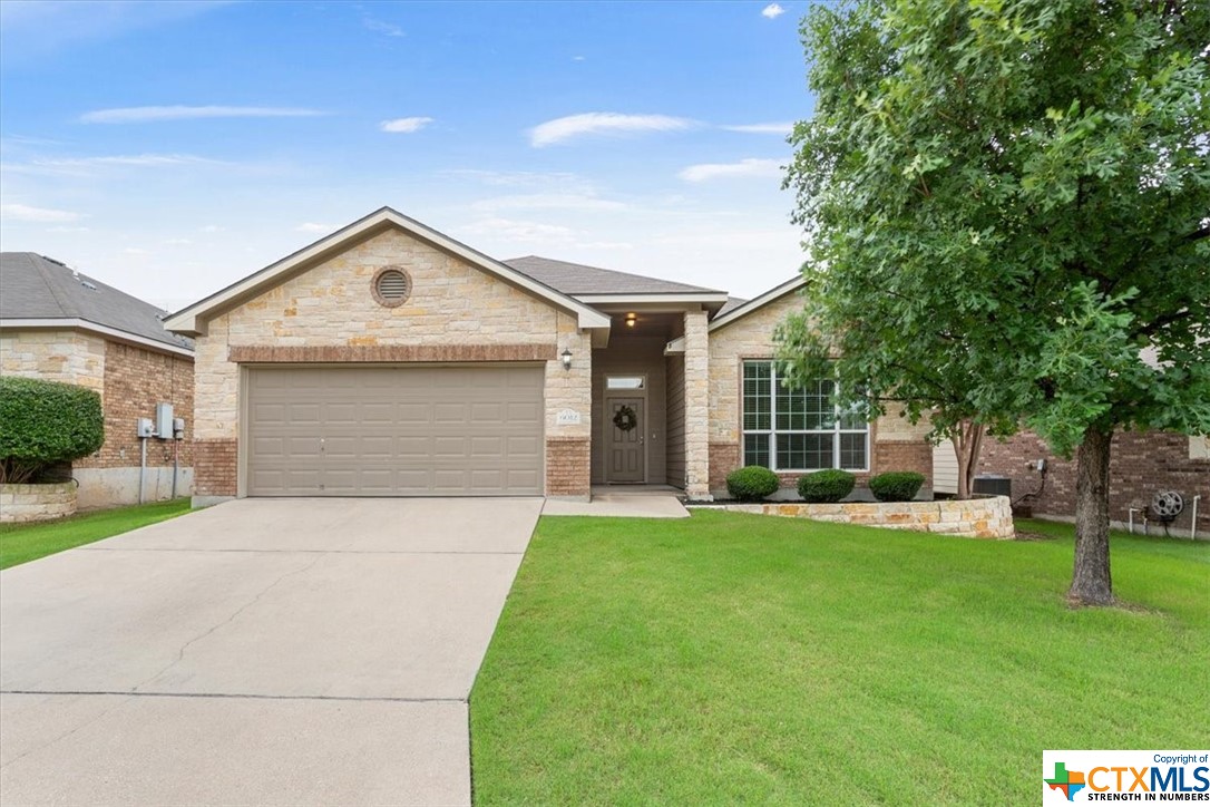 Welcome to this charming 3-bedroom, 2-bathroom home in the heart of Academy ISD! Built in 2014, this 1500 sq.ft. residence boasts a range of recent upgrades, including freshly painted interior walls and trim, new carpet throughout, and new vinyl plank flooring in the main living spaces. 

Perfect for entertaining, the home is wired for surround sound. Step outside to enjoy the covered back patio, ideal for relaxing or hosting gatherings. 

Located in a neighborhood where residents have access to a park and walking trails, with another park conveniently located right next door. A water park is also nearby! 

Don't miss the opportunity to make this lovely home yours – schedule a viewing today!