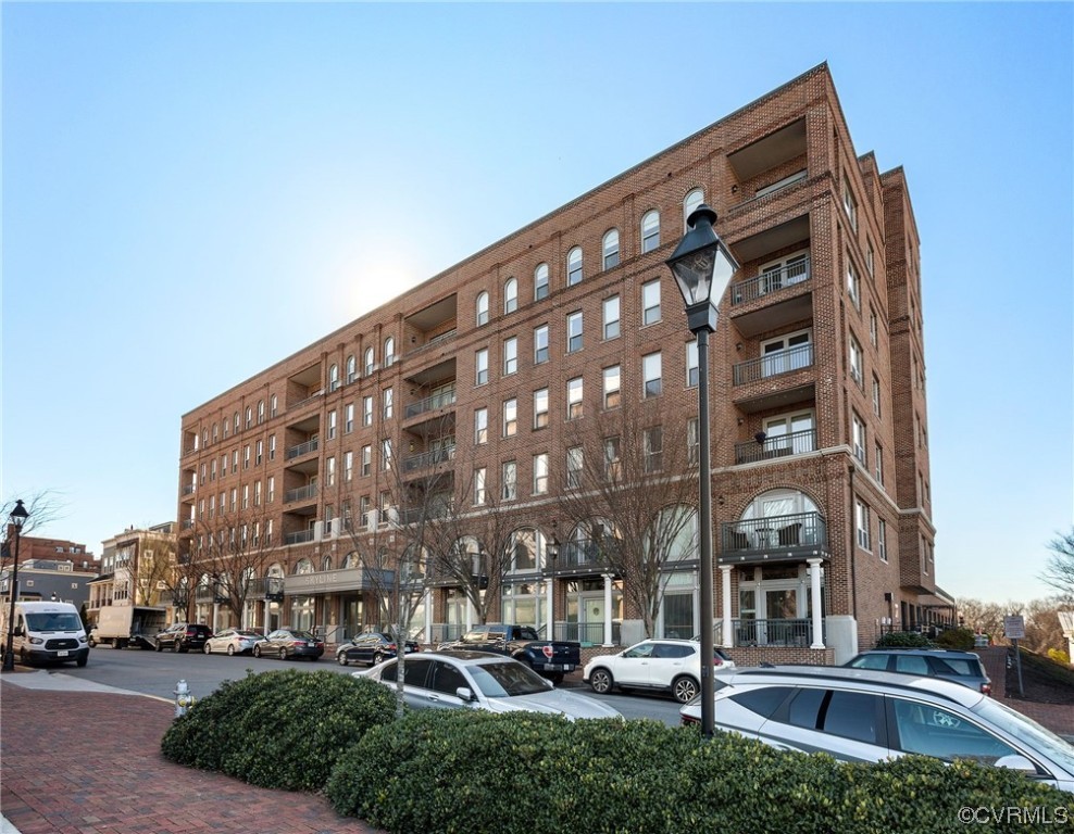 4820 Old Main St Unit#405, Henrico, Virginia 23231, 2 Bedrooms Bedrooms, ,2 BathroomsBathrooms,Residential,For sale,4820 Old Main St Unit#405,2405321 MLS # 2405321
