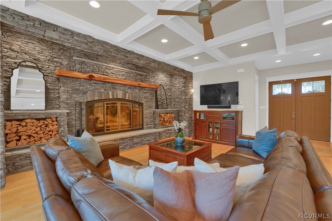 Spacious family room w/ wood burning fireplace