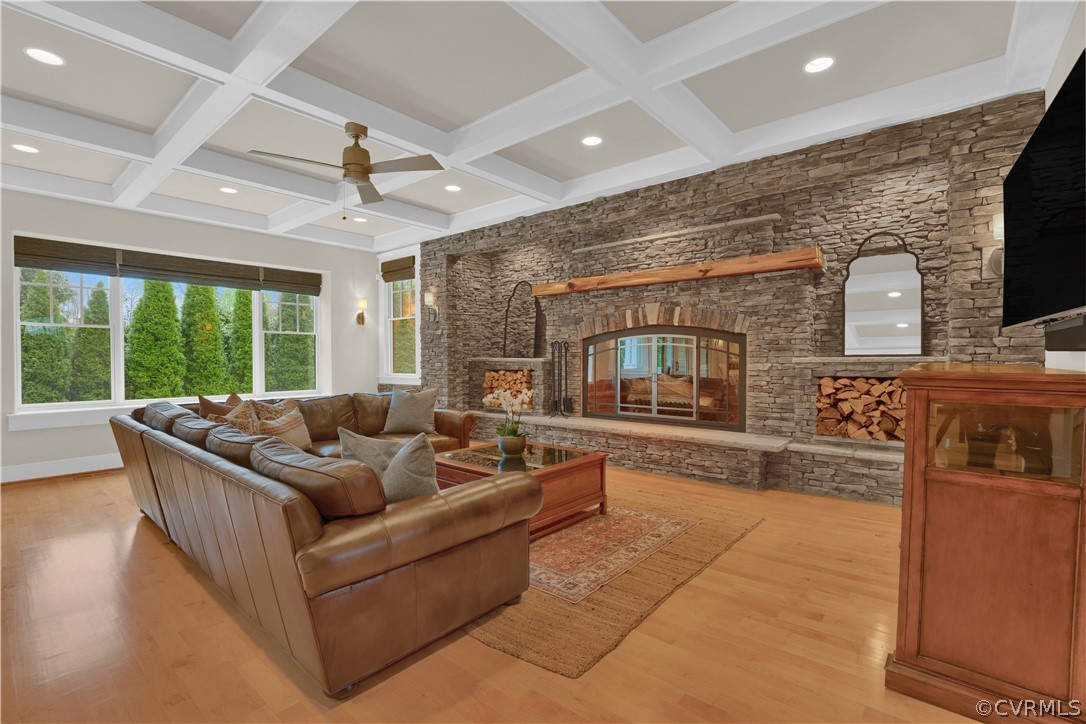 Spacious family room w/ wood burning fireplace