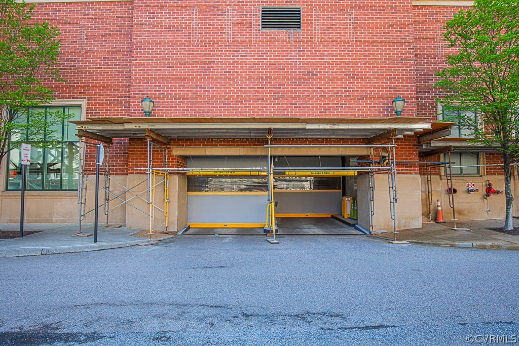Garage Entrance. Lockbox Location.