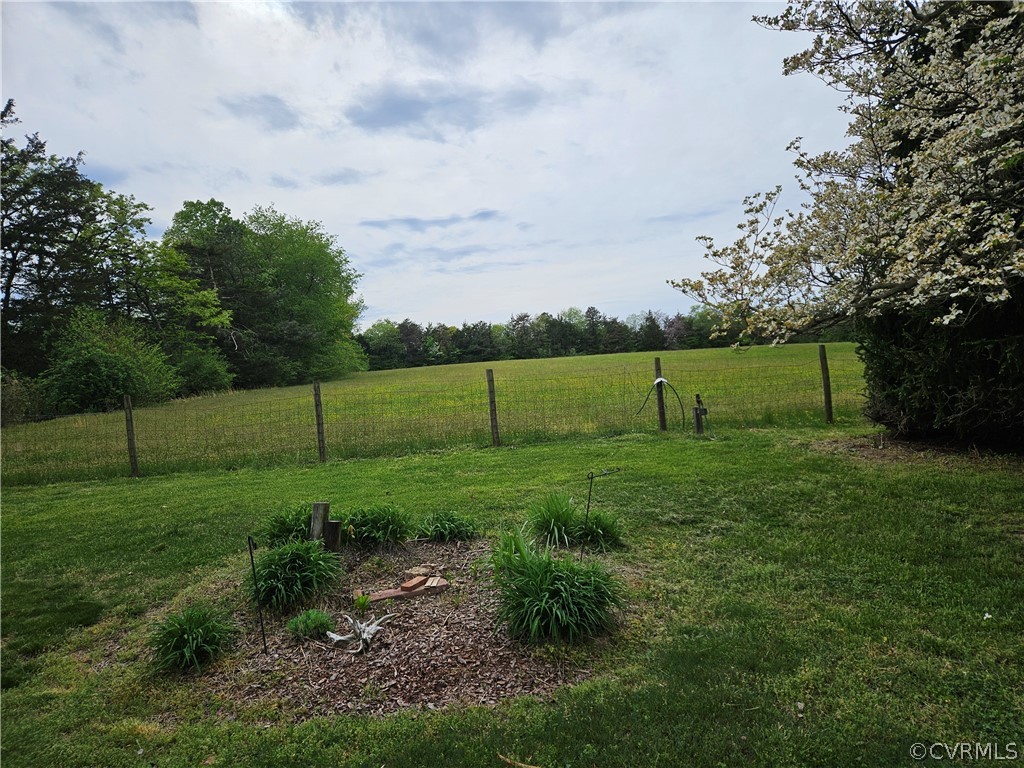 View of yard featuring a rural view