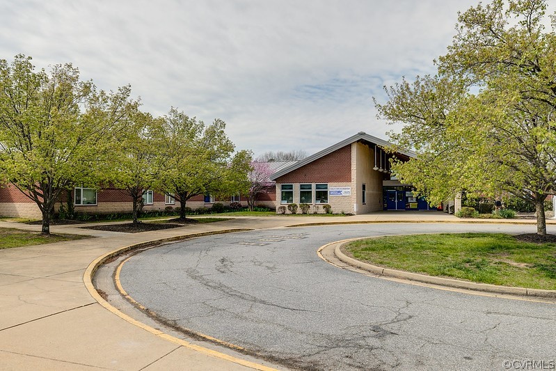 Shady Grove Elementary School is inside the community.