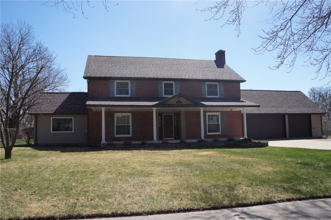 704 2nd Avenue, Charles City, Iowa 50616, 6 Bedrooms Bedrooms, ,3 BathroomsBathrooms,Residential,For Sale,2nd,671008