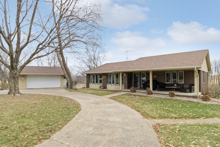 4029 56th Street, Des Moines, Iowa 50321, 4 Bedrooms Bedrooms, ,1 BathroomBathrooms,Residential,For Sale,56th,686275