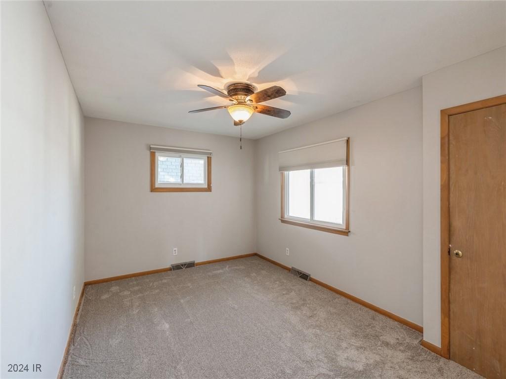 1320 50th Place, Des Moines, Iowa 50313, 3 Bedrooms Bedrooms, ,1 BathroomBathrooms,Residential,For Sale,50th,686432