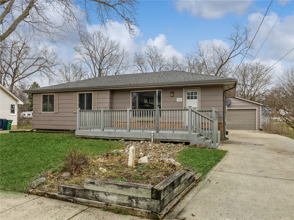 3919 78th Street, Urbandale, Iowa 50322, 3 Bedrooms Bedrooms, ,Residential,For Sale,78th,687931