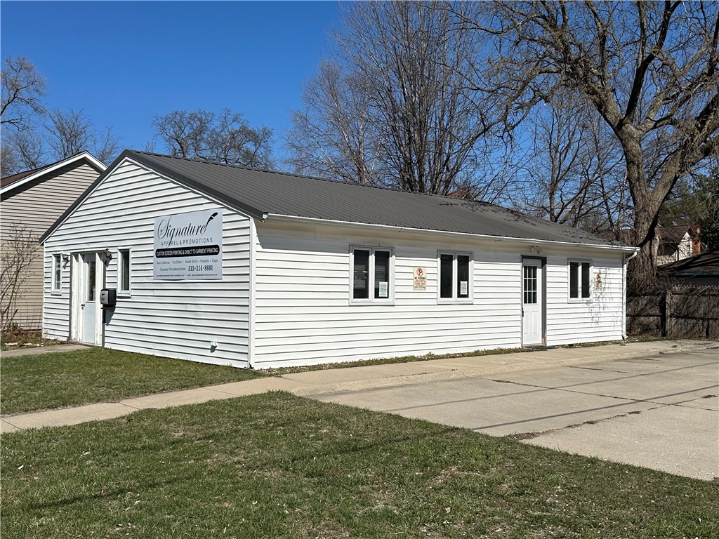 105 6th Street, Adel, Iowa 50003, ,Commercial Sale,For Sale,6th,688270
