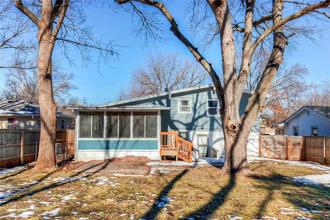 4506 Amick Avenue, Des Moines, Iowa 50310, 3 Bedrooms Bedrooms, ,1 BathroomBathrooms,Residential,For Sale,Amick,688807