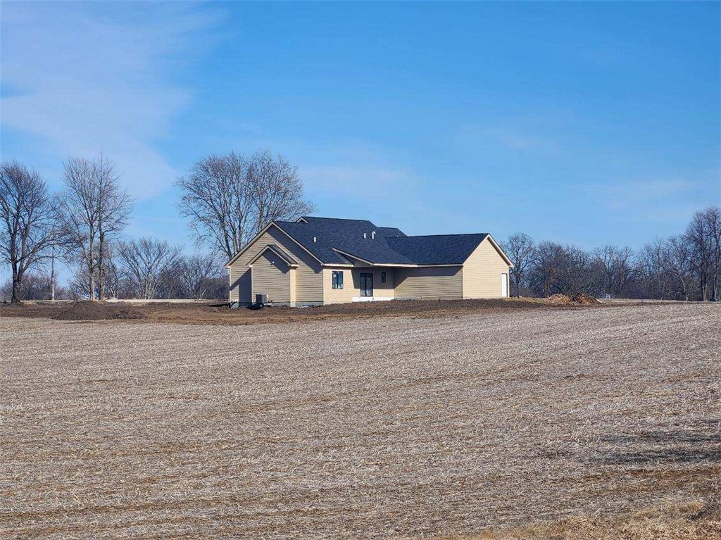 1397 52nd Avenue, Newton, Iowa 50208, 3 Bedrooms Bedrooms, ,1 BathroomBathrooms,Residential,For Sale,52nd,689214
