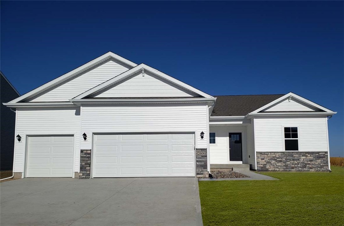 895 Melody Circle, Waukee, Iowa 50263, 4 Bedrooms Bedrooms, ,2 BathroomsBathrooms,Residential,For Sale,Melody,689626