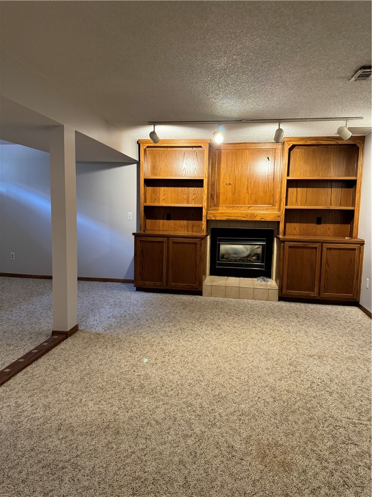 4410 83rd Place, Urbandale, Iowa 50322, 3 Bedrooms Bedrooms, ,1 BathroomBathrooms,Residential,For Sale,83rd,690835