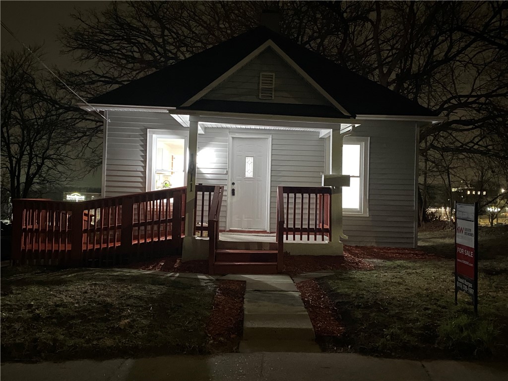 1911 Francis Avenue, Des Moines, Iowa 50314, 2 Bedrooms Bedrooms, ,Residential,For Sale,Francis,690844