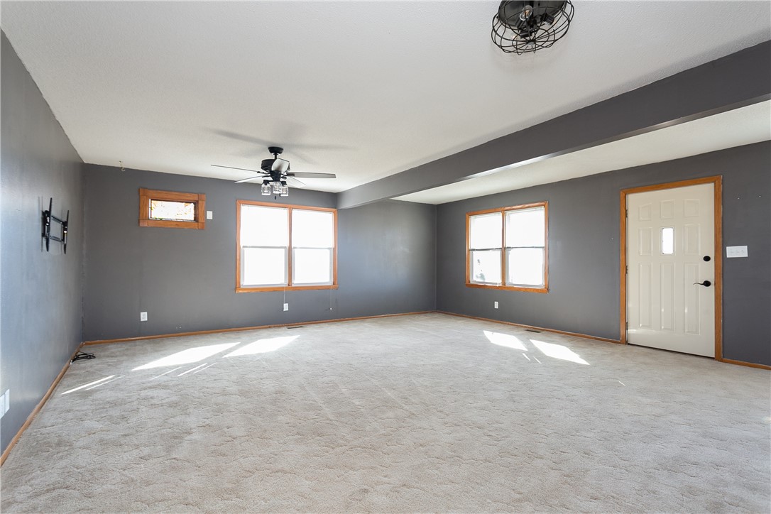 1014 Hill Street, Yale, Iowa 50277, 2 Bedrooms Bedrooms, ,1 BathroomBathrooms,Residential,For Sale,Hill,690867