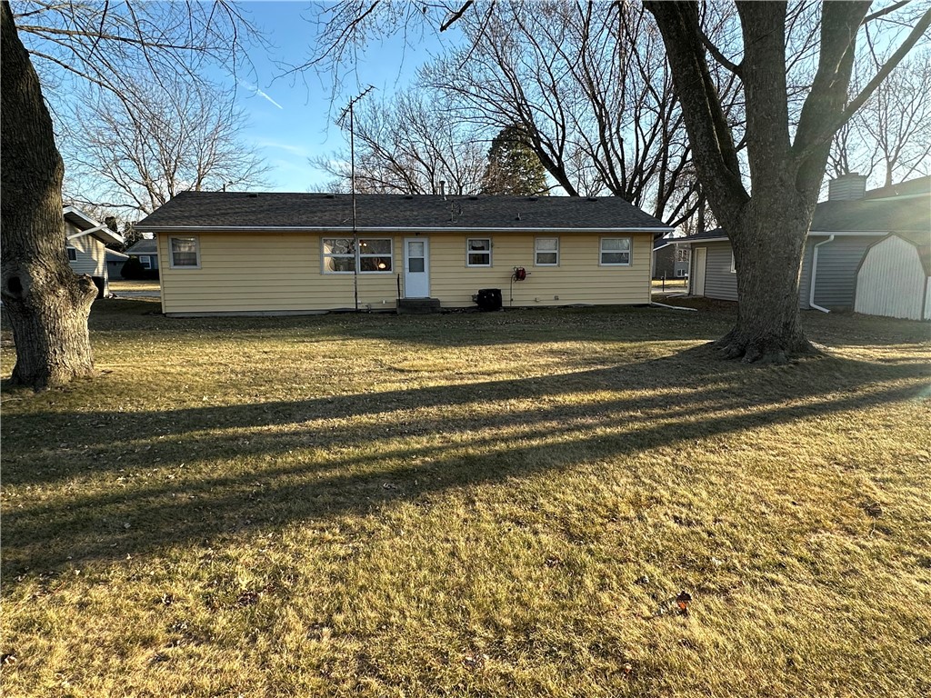 306 Orchard Lane, Clear Lake, Iowa 50428, 3 Bedrooms Bedrooms, ,1 BathroomBathrooms,Residential,For Sale,Orchard,690957
