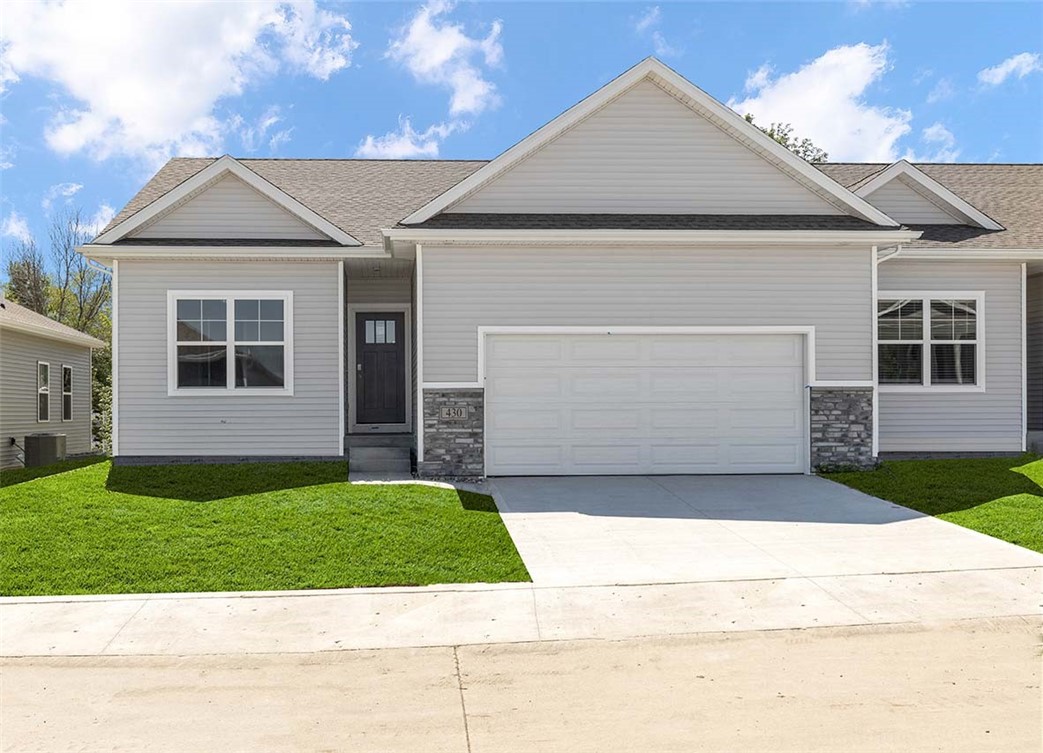 2441 Brook View Drive, Des Moines, Iowa 50317, 3 Bedrooms Bedrooms, ,2 BathroomsBathrooms,Residential,For Sale,Brook View,690990