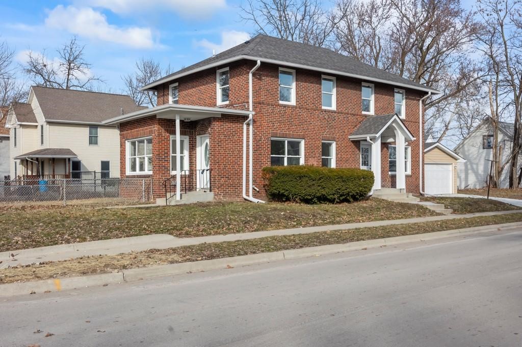 1507 12th Street, Des Moines, Iowa 50314, 4 Bedrooms Bedrooms, ,2 BathroomsBathrooms,Residential,For Sale,12th,691012