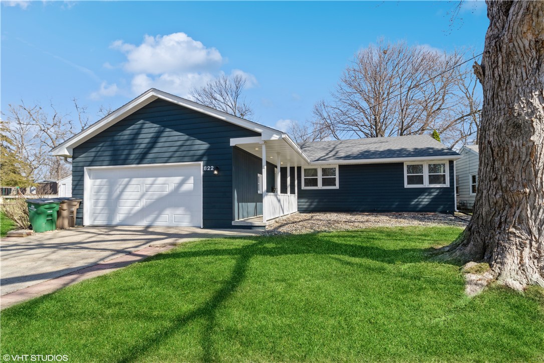822 Ashmoore Circle, West Des Moines, Iowa 50265, 3 Bedrooms Bedrooms, ,1 BathroomBathrooms,Residential,For Sale,Ashmoore,691297
