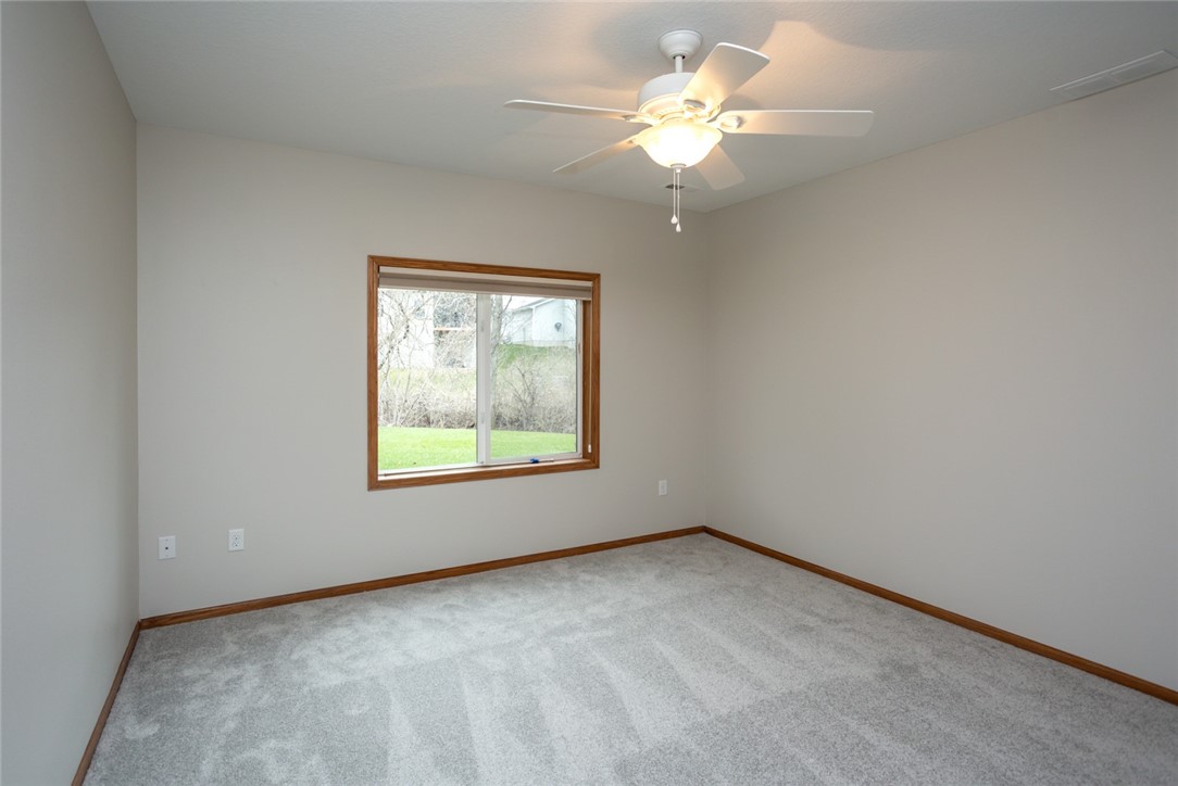 620 Tangelo Circle, Norwalk, Iowa 50211, 5 Bedrooms Bedrooms, ,2 BathroomsBathrooms,Residential,For Sale,Tangelo,691264
