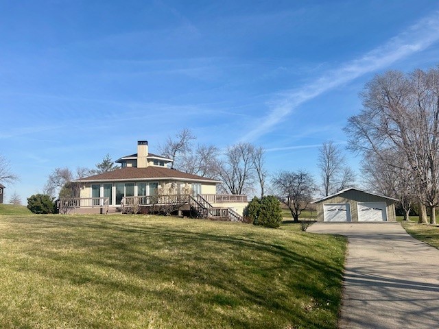 903 16th Avenue, Grinnell, IA 