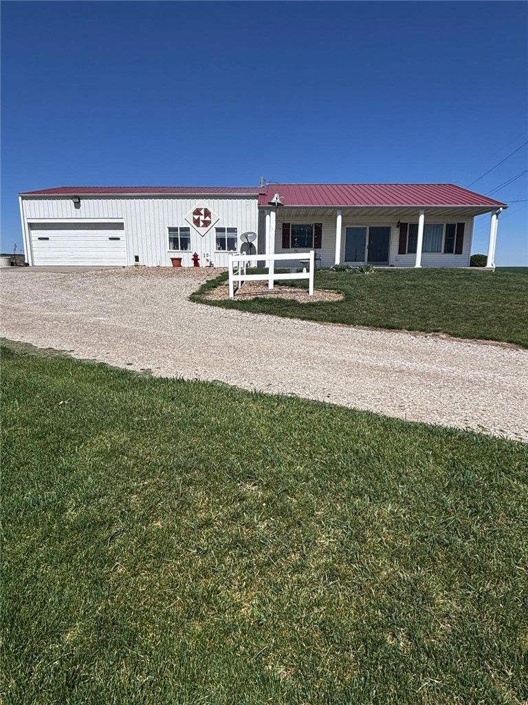 3692 165th Street, Brooklyn, Iowa 52211, 2 Bedrooms Bedrooms, ,1 BathroomBathrooms,Residential,For Sale,165th,693465